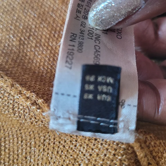 Mossimo Dutti brown cardigan. Size Extra small. - Picture 3 of 7